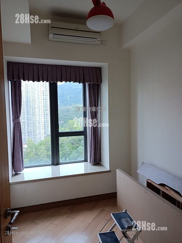 峻弦 租盘 3 房 831 平方尺