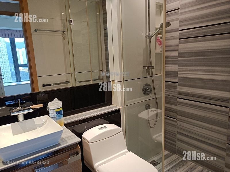 峻弦 租盘 3 房 831 平方尺