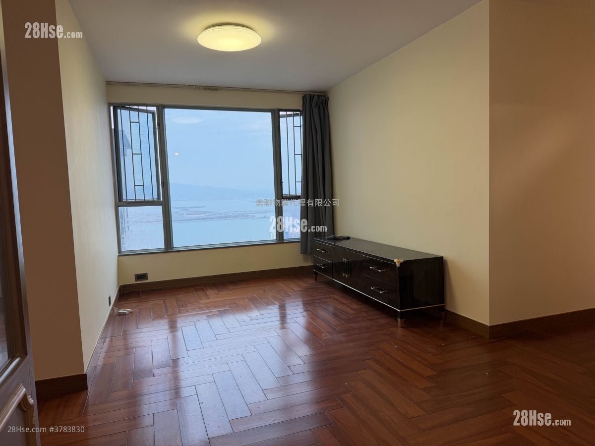 海堤湾畔 售盘 3 房 855 平方尺