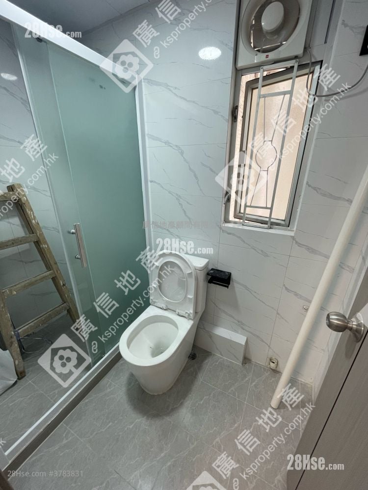 富多来新村 售盘 2 房 , 1 浴室 285 平方尺