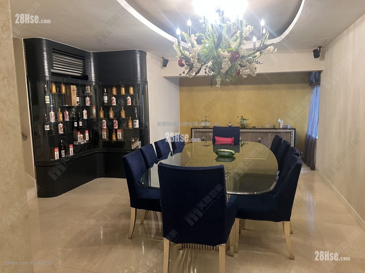 柏卢 售盘 5+ 房 , 5+ 浴室 4,136 平方尺