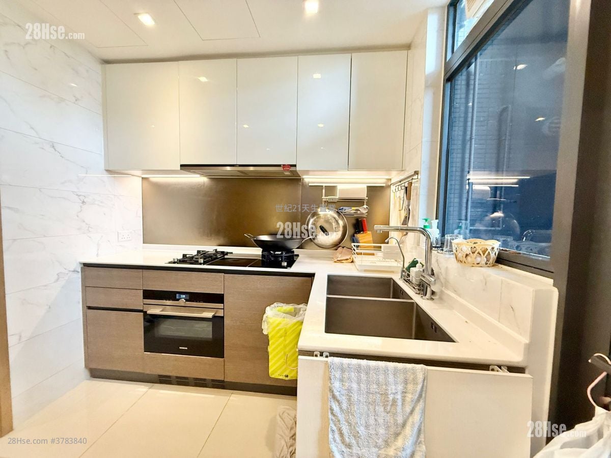 满名山 售盘 3 房 , 2 浴室 892 平方尺