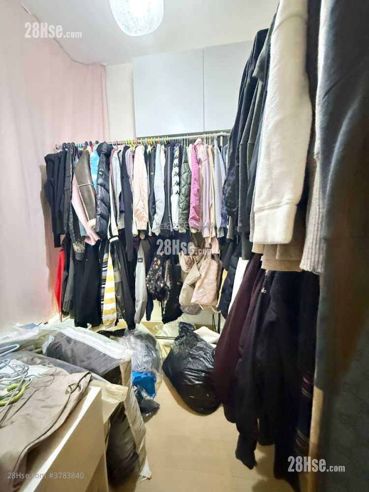 满名山 售盘 3 房 , 2 浴室 892 平方尺