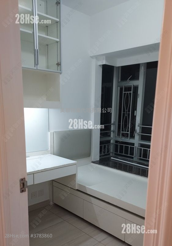 The Metro City Sell 3 Bedrooms , 2 Bathrooms 701 ft²