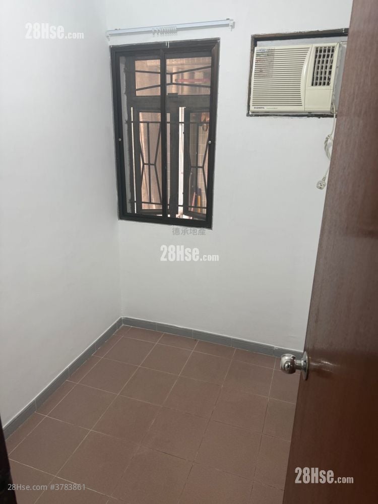 Village Rental 2 Bedrooms , 1 Bathroom