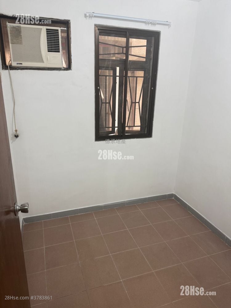 Village Rental 2 Bedrooms , 1 Bathroom