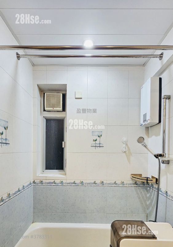 Elizabeth House Rental 1 Bedroom , 1 Bathroom 536 ft²