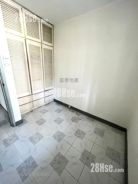 富景花园 售盘 3 房 592 平方尺