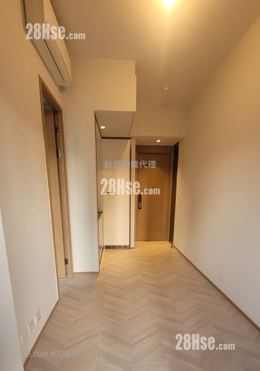 Eight Southpark Rental 1 Bedroom , 1 Bathroom 258 ft²