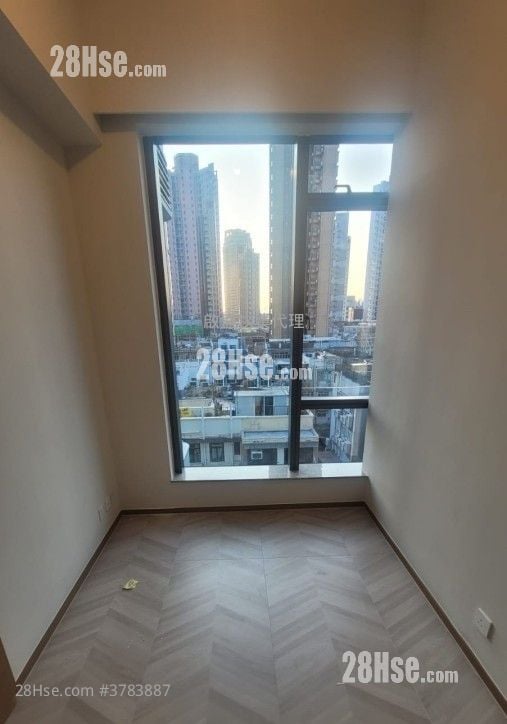 Eight Southpark Rental 1 Bedroom , 1 Bathroom 258 ft²