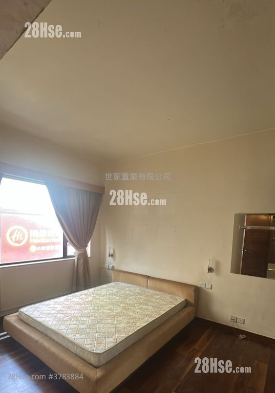 Champagne Court Sell 2 Bedrooms , 2 Bathrooms 1,025 ft²