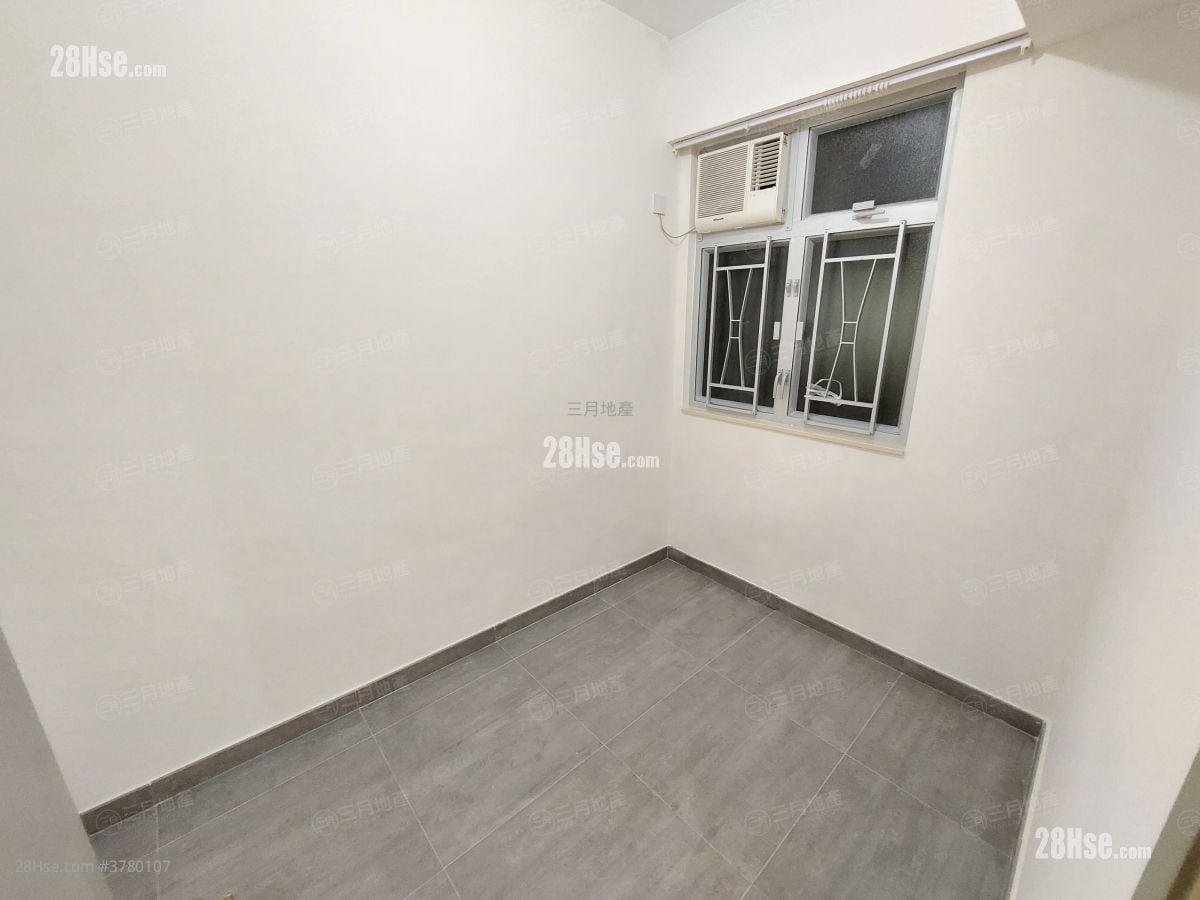 庆年大楼 租盘 2 房 , 1 浴室 447 平方尺