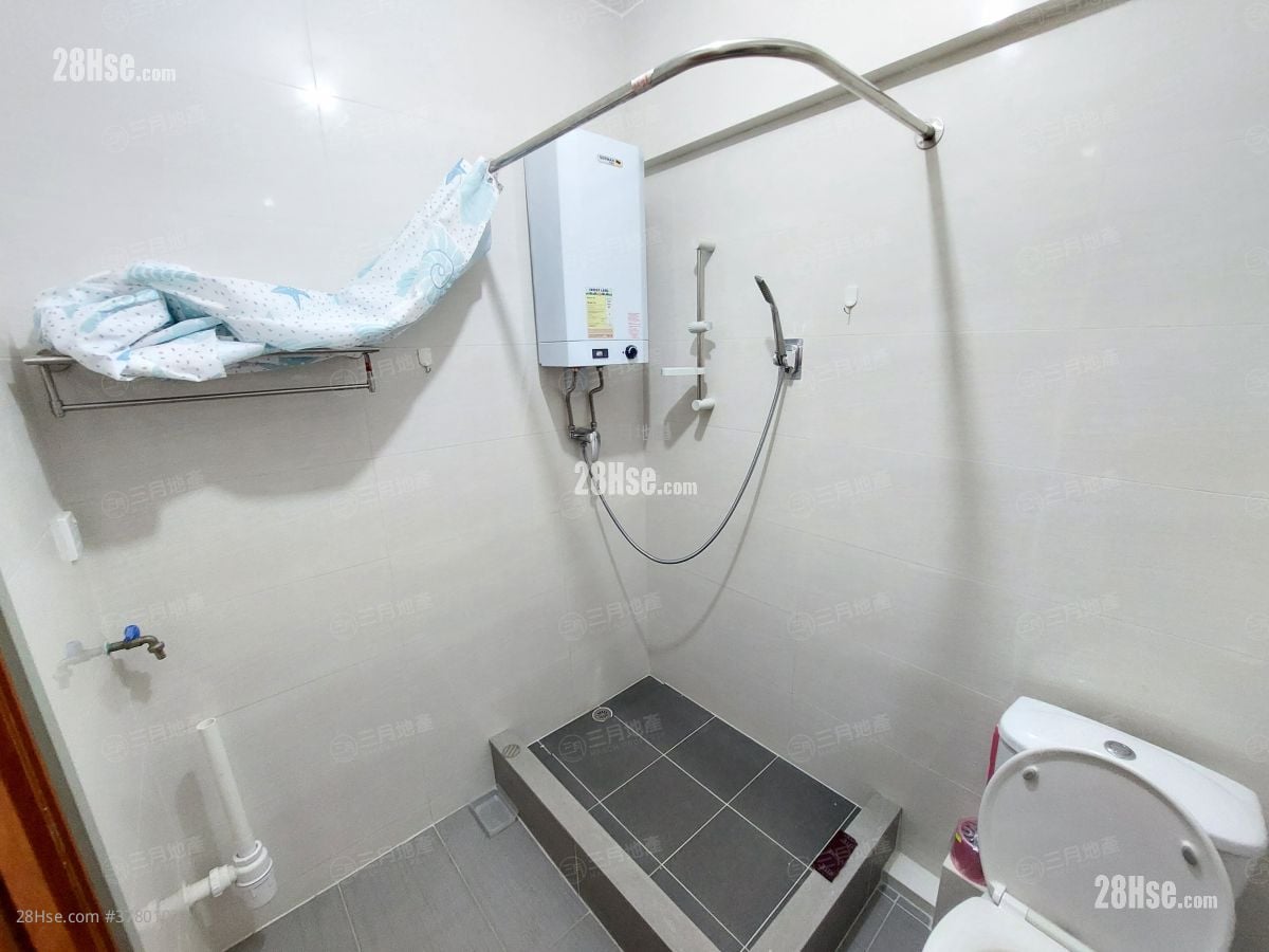 庆年大楼 租盘 2 房 , 1 浴室 447 平方尺