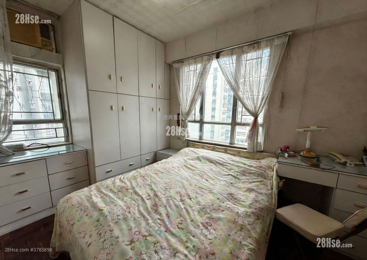 黄埔花园 售盘 4 房 , 2 浴室 681 平方尺