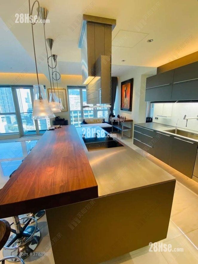 现崇山 售盘 3 房 , 2 浴室 699 平方尺