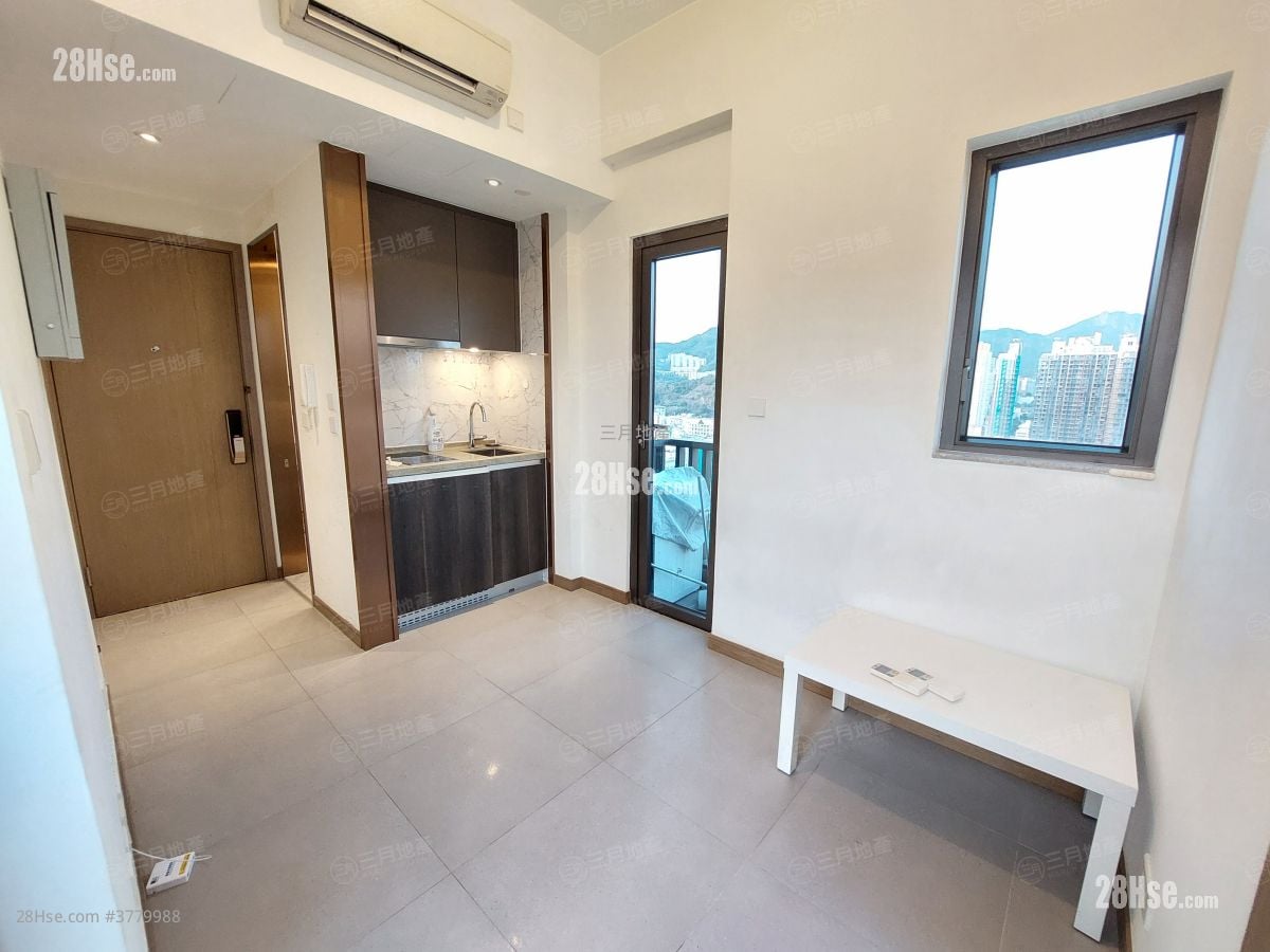 AVA228 租盘 1 房 , 1 浴室 249 平方尺