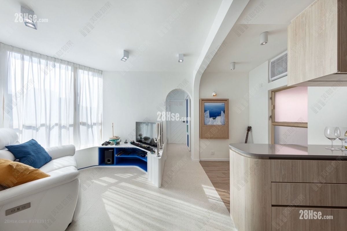 碧湖花园 售盘 2 房 , 1 浴室 400 平方尺