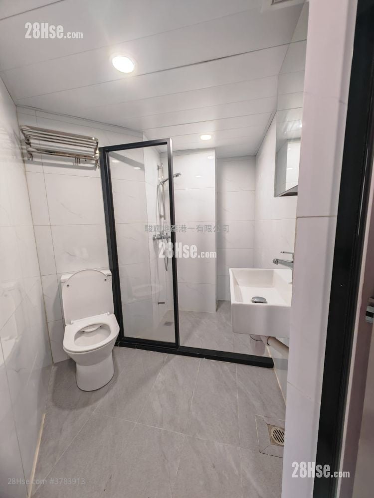 Nam Fung Mansion Rental Studio , 1 Bathroom 160 ft²