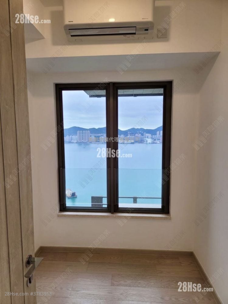 Sea To Sky Rental 4 Bedrooms , 3 Bathrooms 1,054 ft²