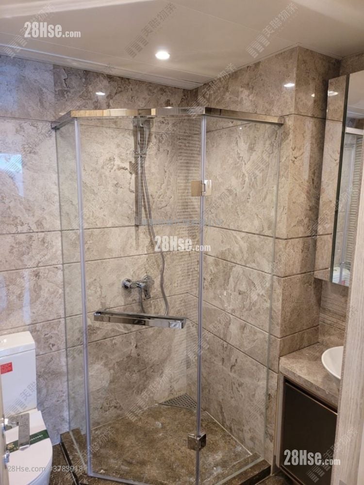 Sea To Sky Rental 4 Bedrooms , 3 Bathrooms 1,054 ft²