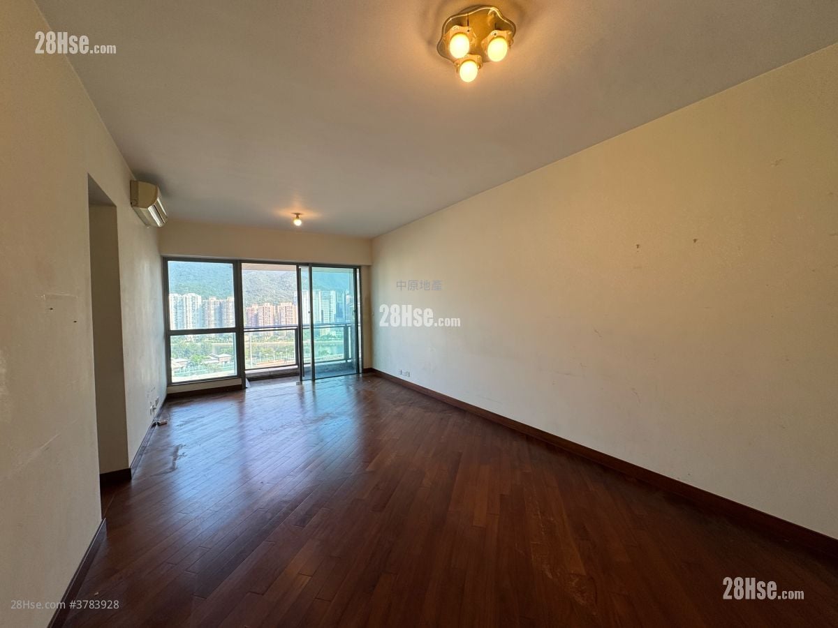 The Palazzo Sell 4 Bedrooms , 2 Bathrooms 1,035 ft²