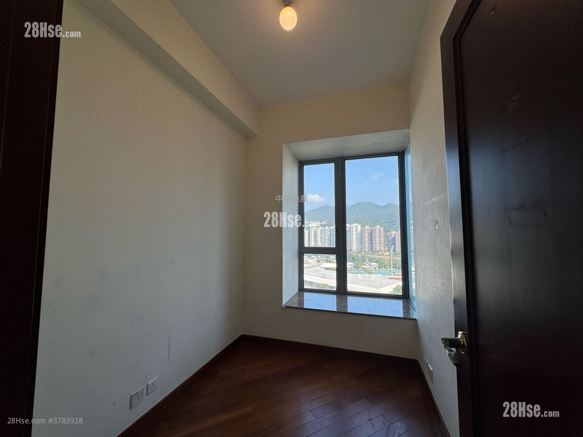 The Palazzo Sell 4 Bedrooms , 2 Bathrooms 1,035 ft²