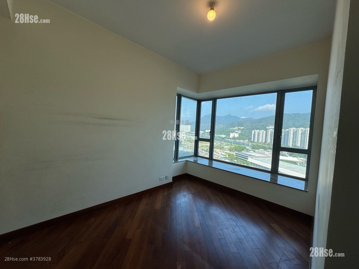 The Palazzo Sell 4 Bedrooms , 2 Bathrooms 1,035 ft²