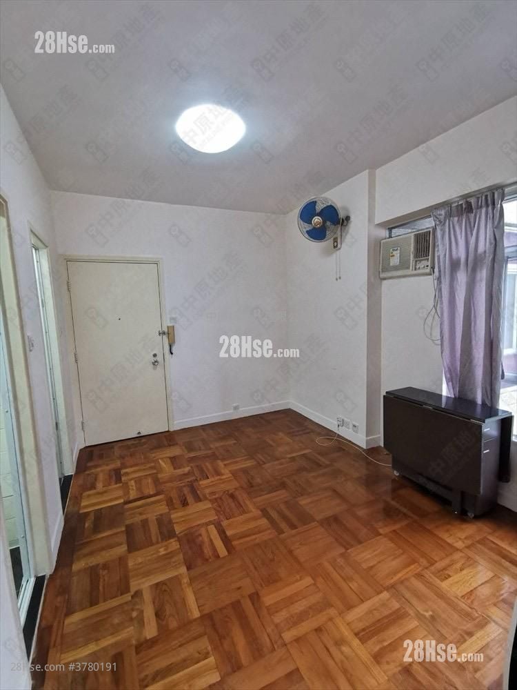 Tsuen Fung Centre Sell 2 Bedrooms , 1 Bathroom 336 ft²