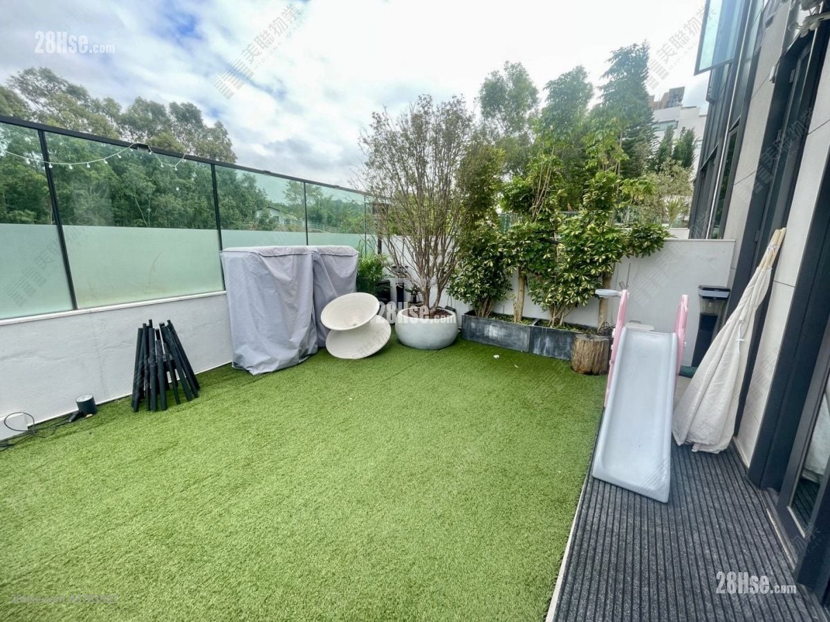 The Carmel Rental 4 Bedrooms , 4 Bathrooms 1,744 ft²