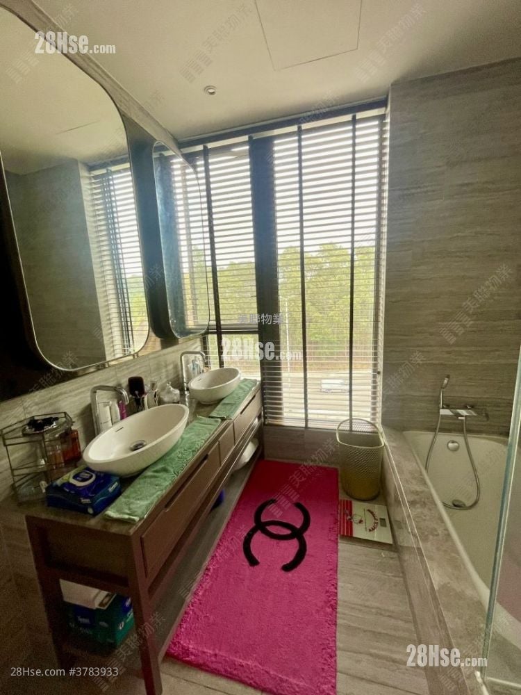 The Carmel Rental 4 Bedrooms , 4 Bathrooms 1,744 ft²