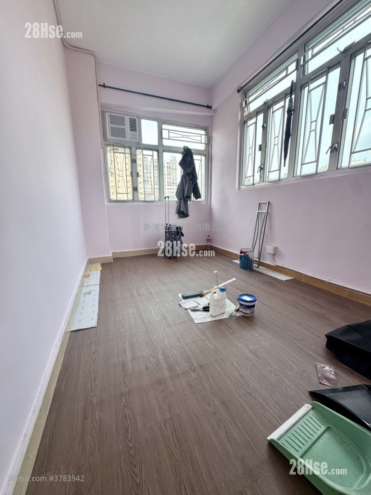 康城大楼 租盘 开放式间隔 , 1 浴室 130 平方尺