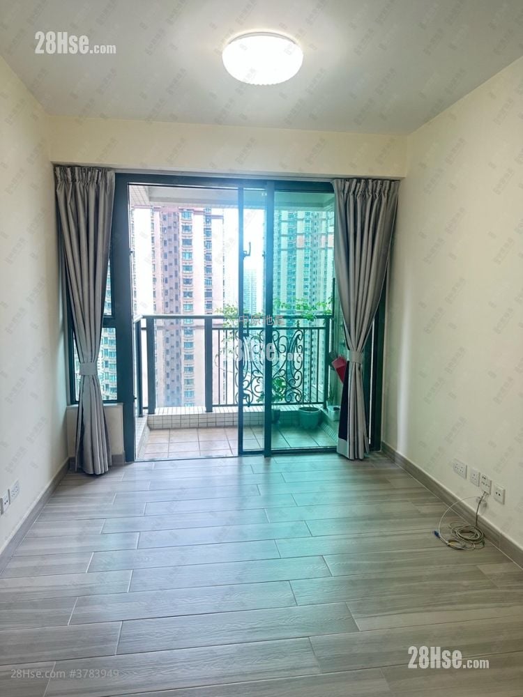 Residence Oasis Sell 2 Bedrooms 509 ft²