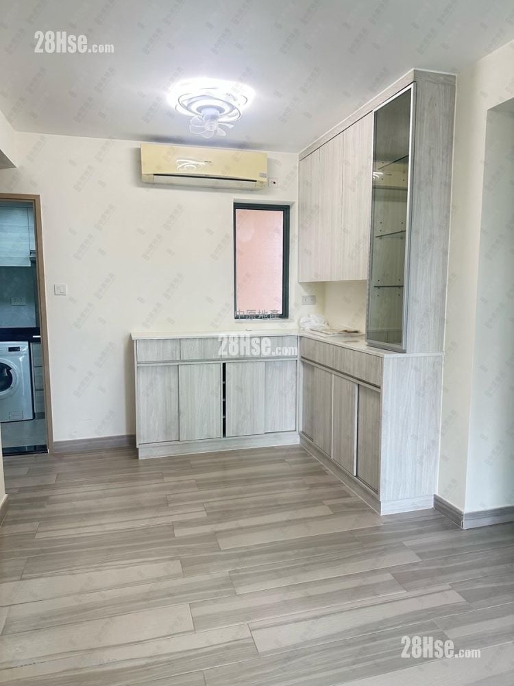 Residence Oasis Sell 2 Bedrooms 509 ft²