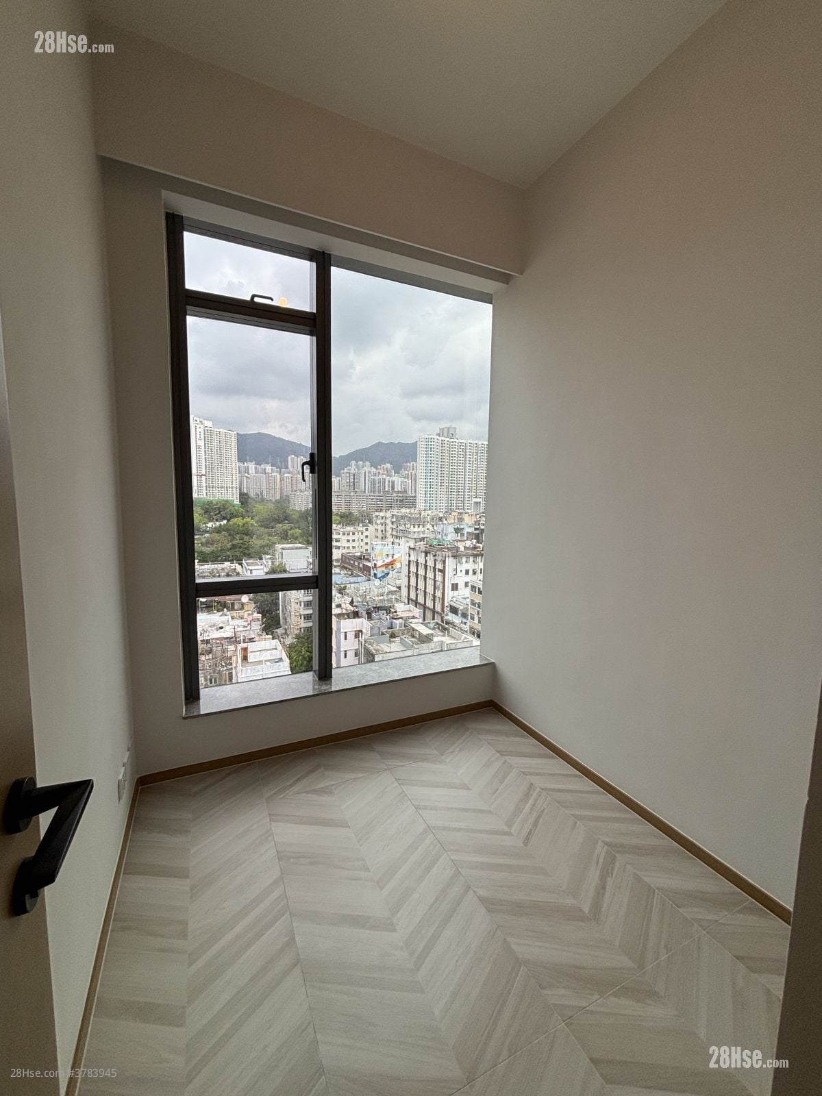 南首 租盘 2 房 , 1 浴室 349 平方尺