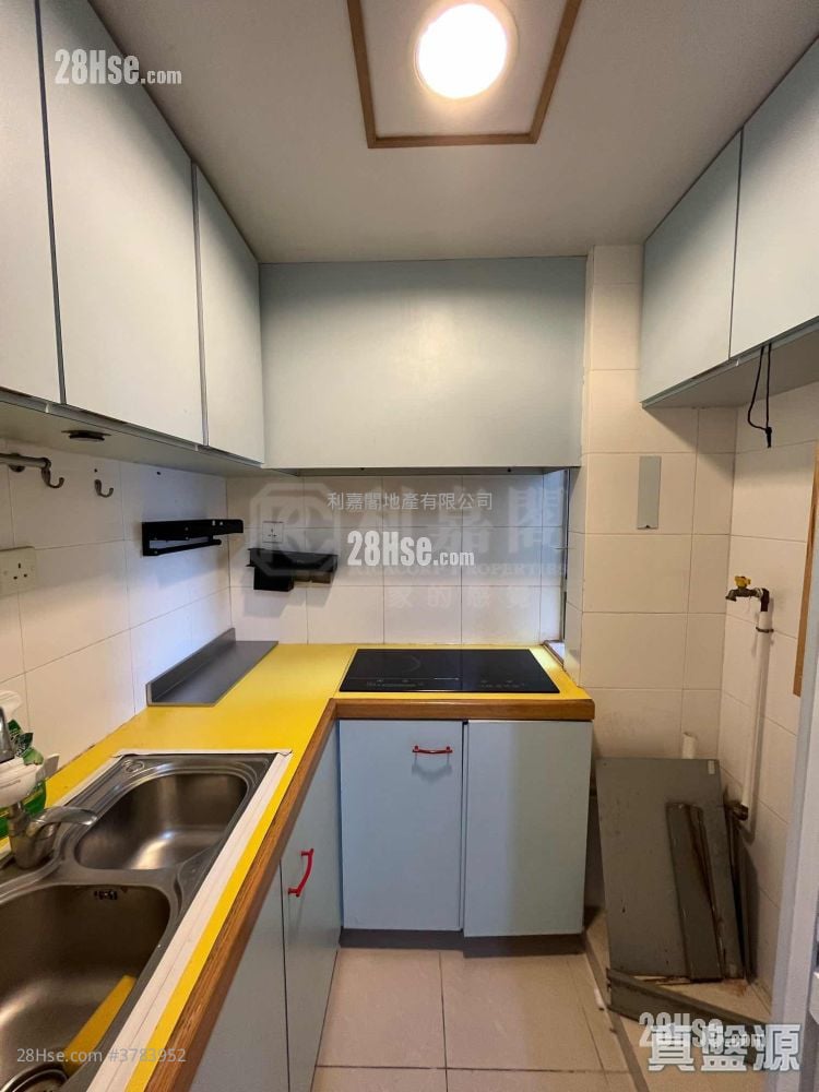 Tsui Lai Garden Rental 2 Bedrooms , 1 Bathroom 481 ft²