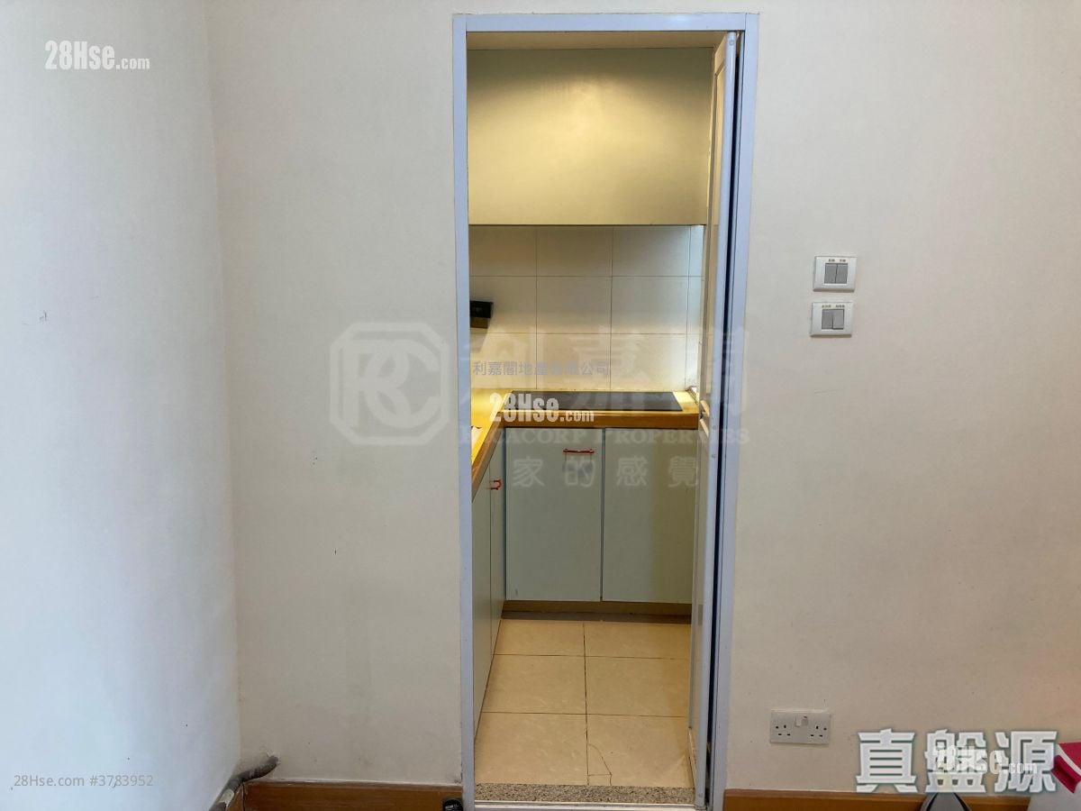Tsui Lai Garden Rental 2 Bedrooms , 1 Bathroom 481 ft²