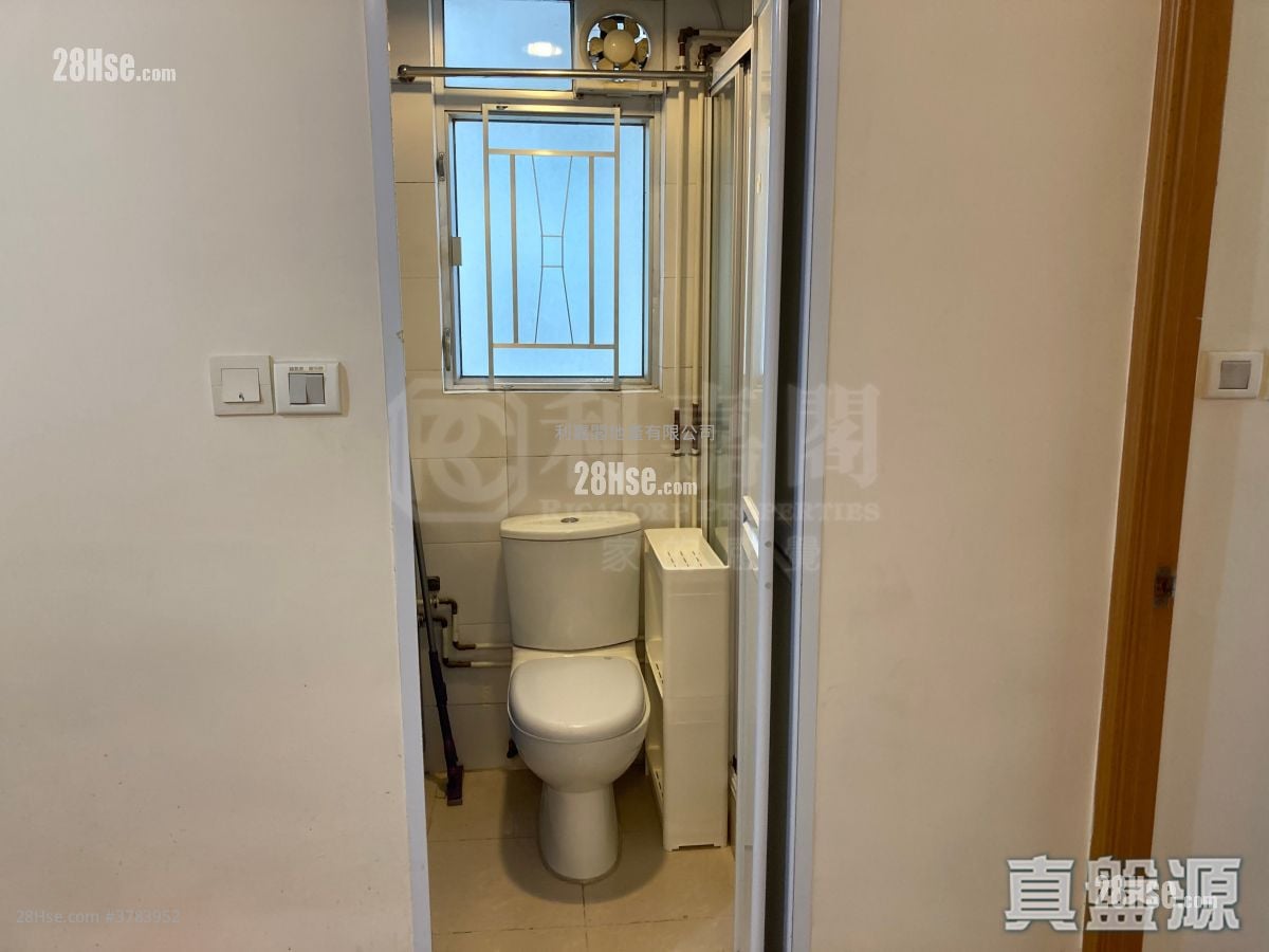 Tsui Lai Garden Rental 2 Bedrooms , 1 Bathroom 481 ft²