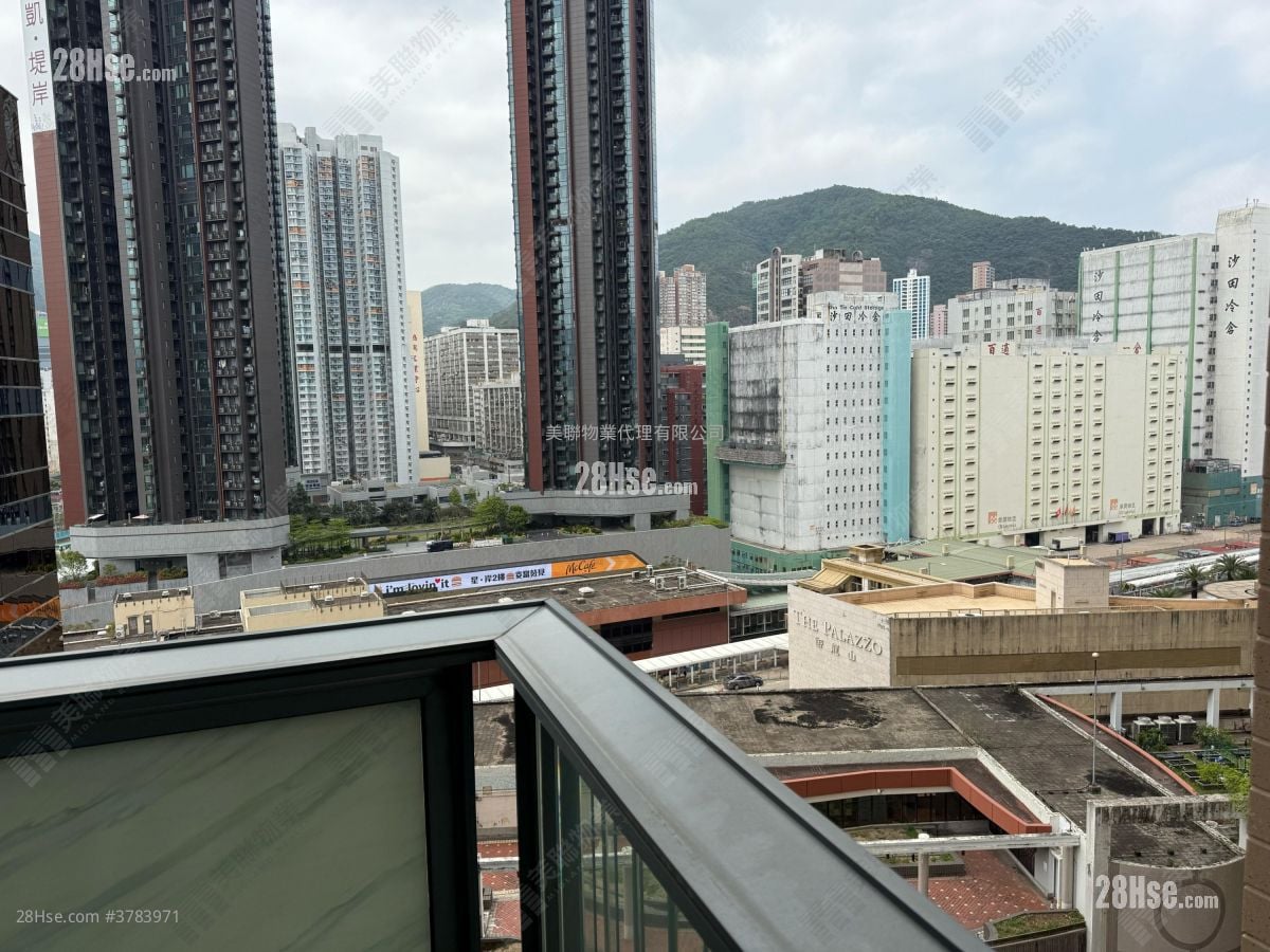 御龙山 售盘 2 房 572 平方尺