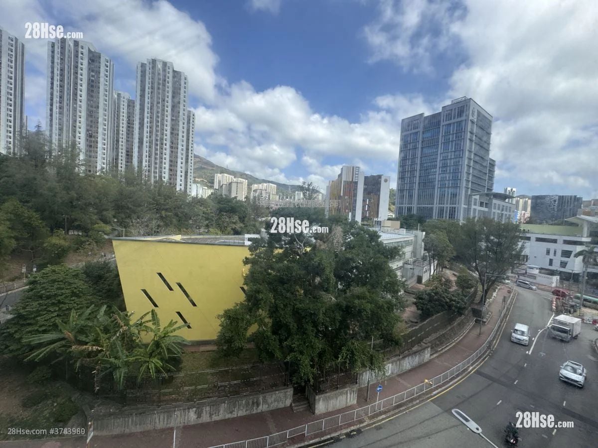 豪辉花园 售盘 3 房 , 1 浴室 463 平方尺