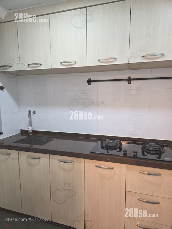 Nan Fung Sun Chuen Sell 2 Bedrooms , 1 Bathroom 391 ft²