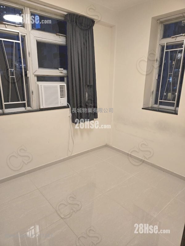 Nan Fung Sun Chuen Sell 2 Bedrooms , 1 Bathroom 391 ft²