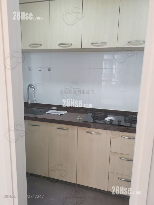 Nan Fung Sun Chuen Sell 2 Bedrooms , 1 Bathroom 391 ft²