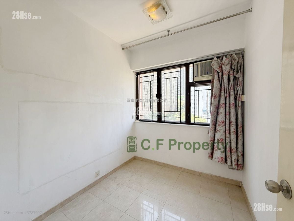 Kwai Chung Centre Rental 2 Bedrooms , 1 Bathroom 353 ft²