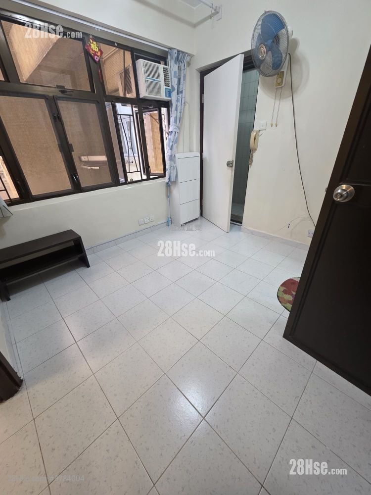 Apartment Rental 2 Bedrooms , 1 Bathroom 280 ft²