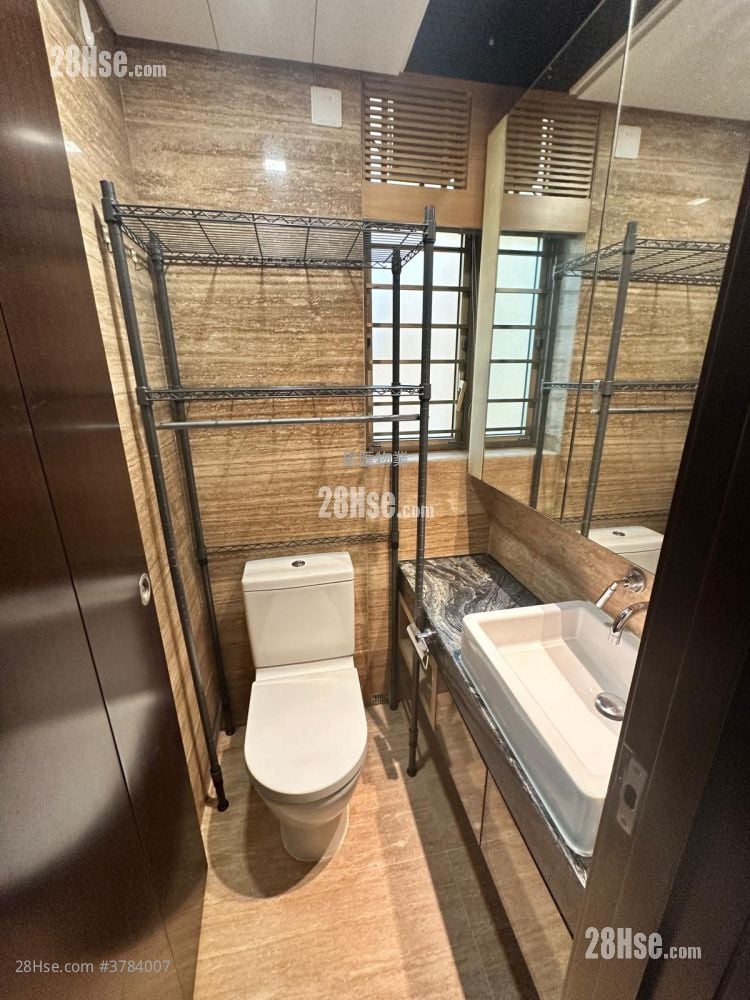 海滨南岸 售盘 3 房 , 2 浴室 589 平方尺