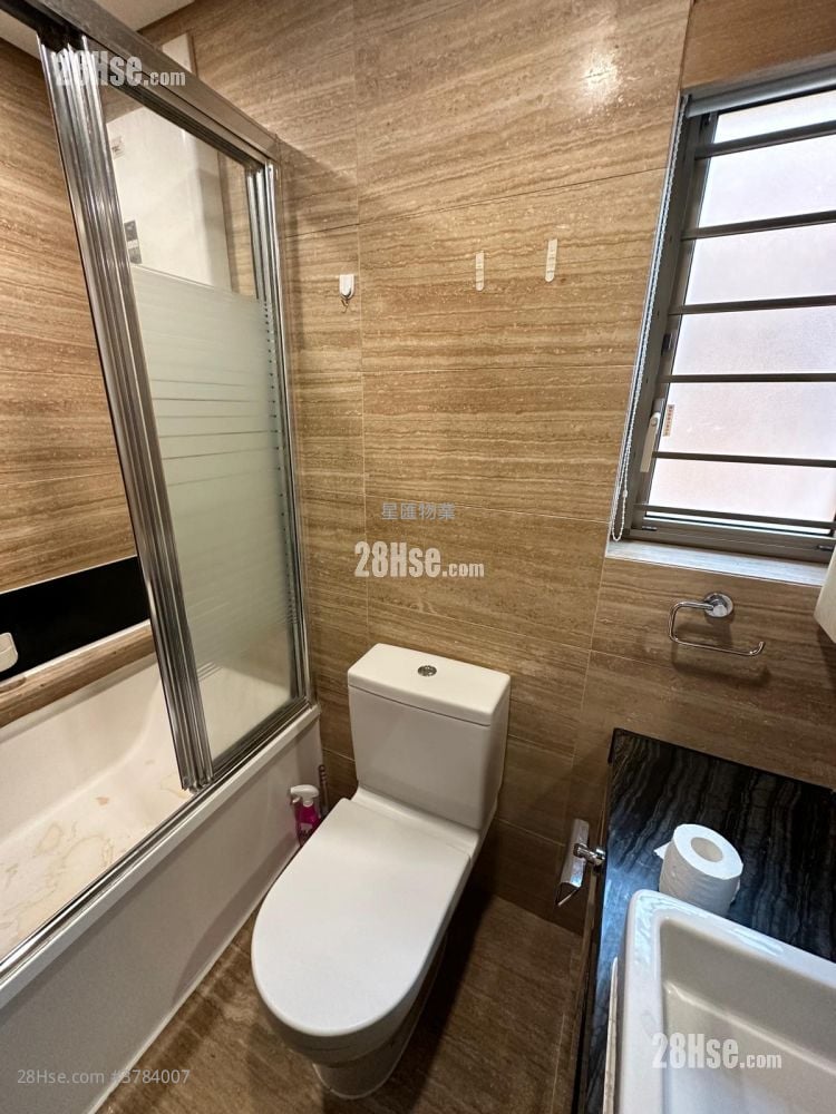 海滨南岸 售盘 3 房 , 2 浴室 589 平方尺