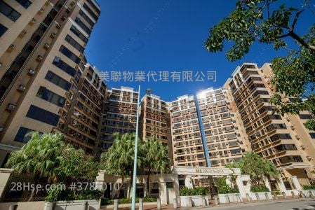 building outlook: Scenic Garden Sell 3 Bedrooms , 1 Bathroom 680 ft²