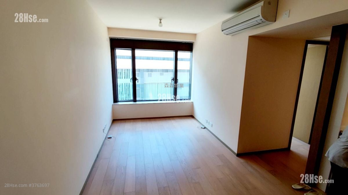 Island Garden Rental 2 Bedrooms , 1 Bathroom 485 ft²