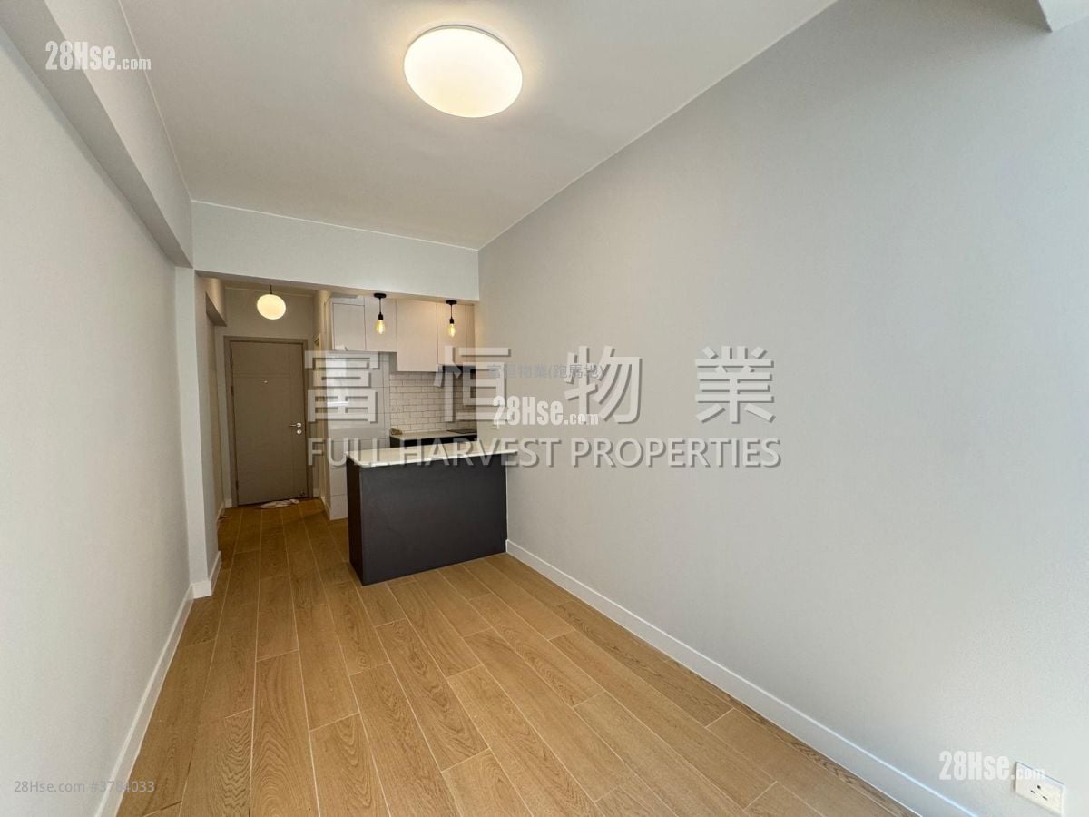 南荣大厦 租盘 1 房 , 1 浴室 375 平方尺