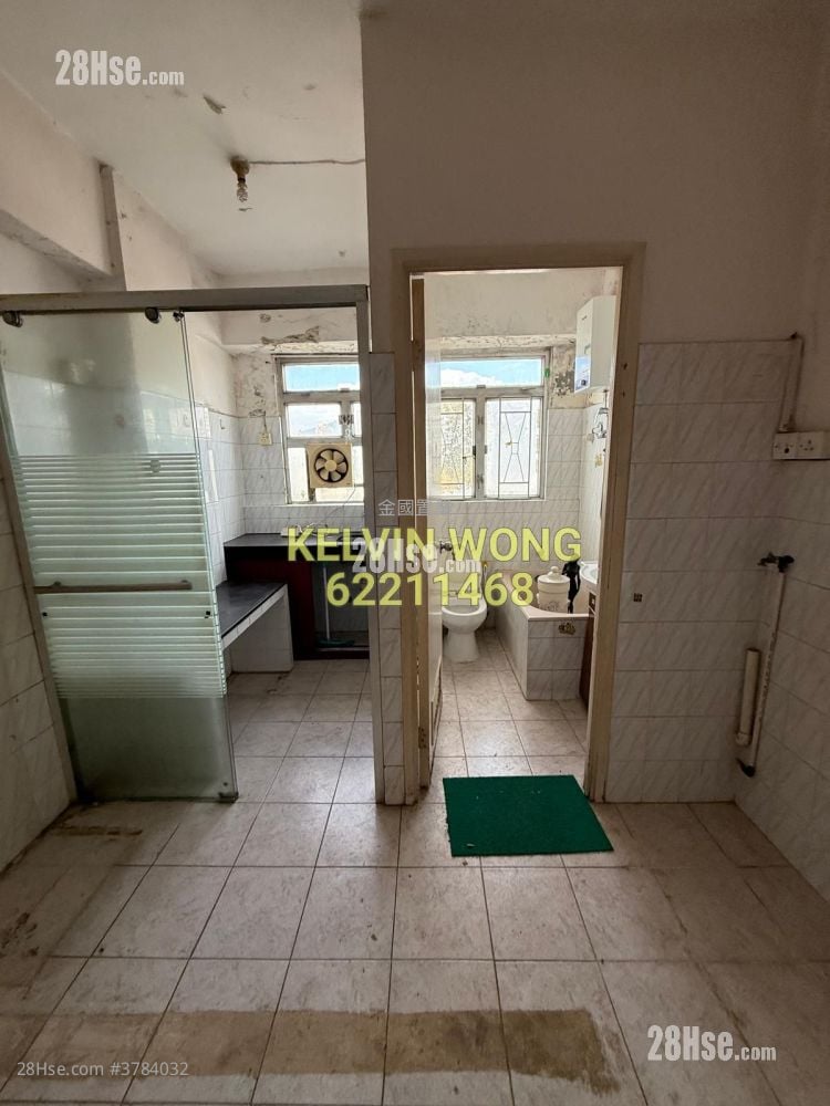 Man Wai Building Sell 745 ft²